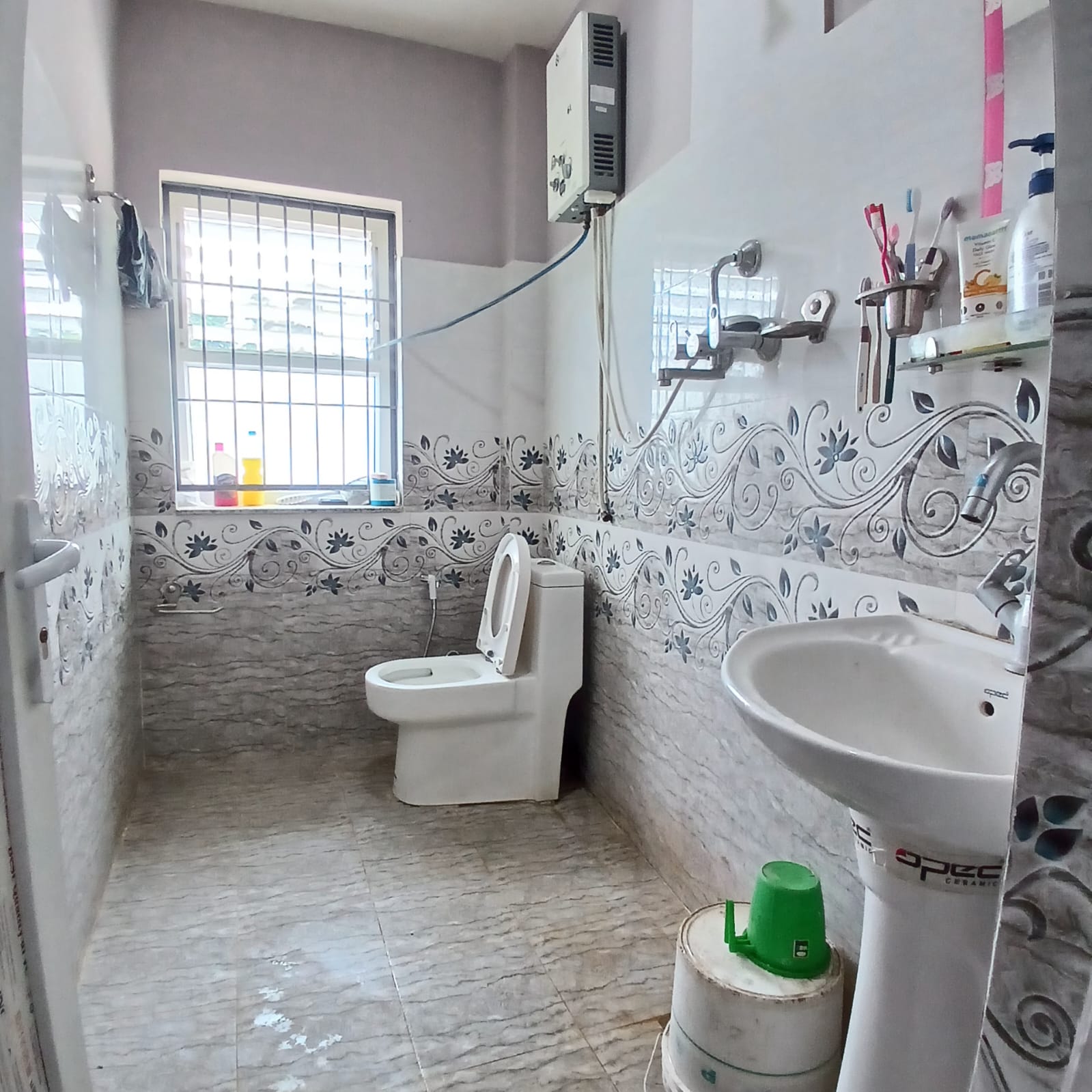 property-image